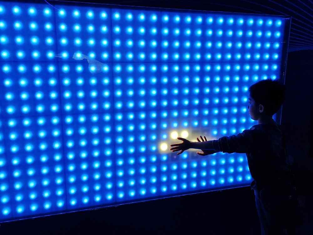 You are currently viewing LED Screen Display Board: What Is Best Types for Advertising