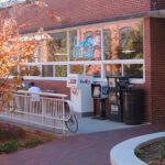 Junior’s Grill: Restoran Legendaris Kampus Georgia Tech