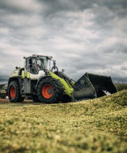 Mehr über den Artikel erfahren The UK’s Vital Link: Agricultural Diesel Suppliers as Industrial Oil Supplier Specialists