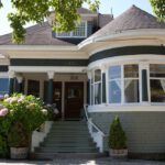 Hill Crest Inn: A Serene Escape Above the Clouds