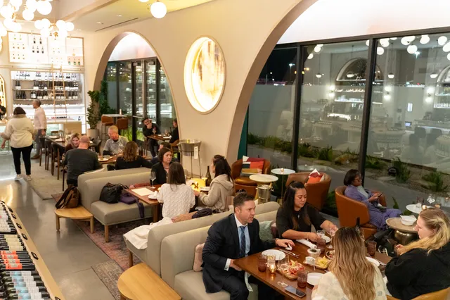 Du betrachtest gerade Uncork and Unwind: The Luxury Experience at Wineaux UnCommons