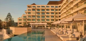 Mehr über den Artikel erfahren Is Hotel The White Moon Still Operating in 2026? Full Update Guide